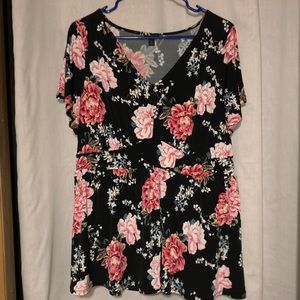 Torrid  Short Sleeve Blouse black w/flowers